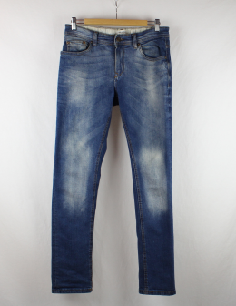jeans pull and bear