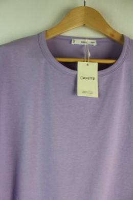 camiseta oversize lila mango s