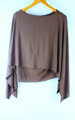 top capa marron mango