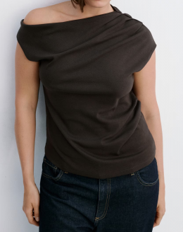 camiseta asimetrica mango