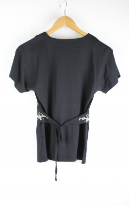 camiseta bordada hym