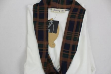 camiseta lazo stradivarius