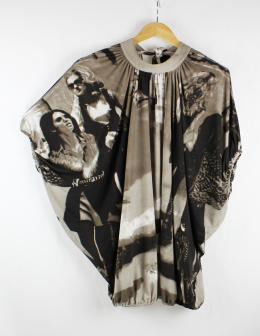 blusa de punto veneno en la piel