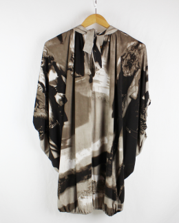 blusa de punto veneno en la piel