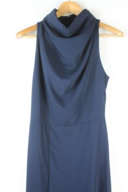 vestido crepe azul marino reserved