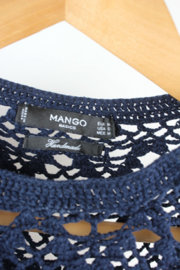 Top crochet azul mango
