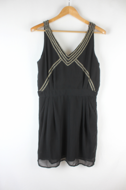 Vestido negro gasa y abalorios mango