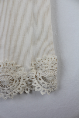 Falda punto canale y crochet zara