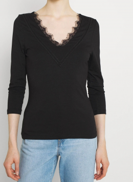 camiseta con encaje vero moda