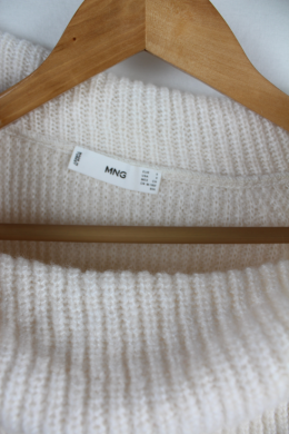 mini vestido hombros descubiertos marfil mango