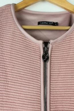 chaqueta rosa laura jo