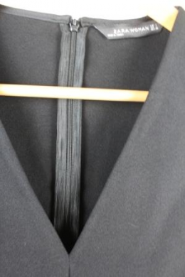 vestido entallado negro zara