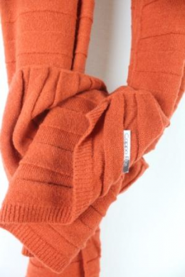 bufanda punto naranja