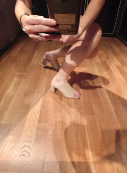 Sandalias de tacon en color nude 