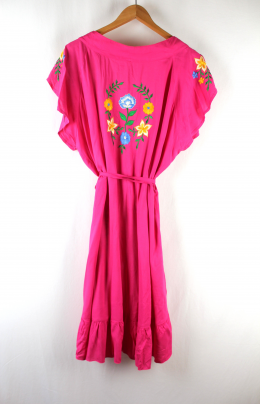 Vestido kimono boho bordado fucsia