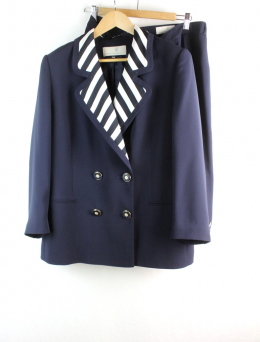 conjunto chaqueta+falda azul Kina difusión 48