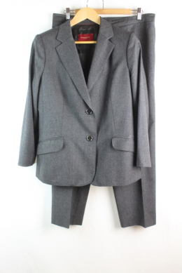 conjunto pantalon+blazer gris burberry 46