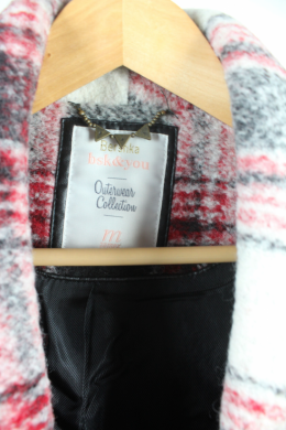 abrigo corto cuadros lana bershka