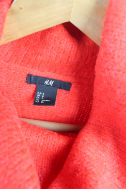 jersey punto rojo hm