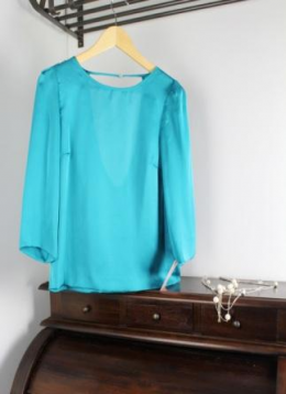 BLUSA SATINADA