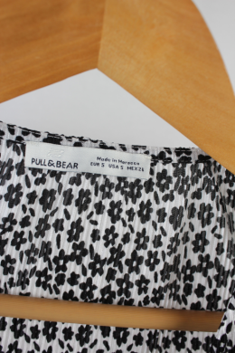 blusa estampada pull and bear