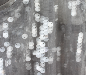 top lentejuelas gris zara