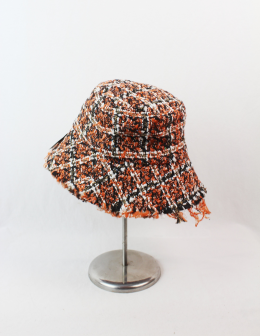 sombrero tweed estilo chanel