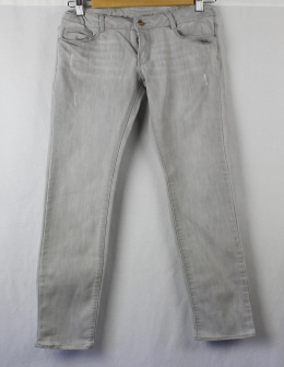 jeans pitillo gris